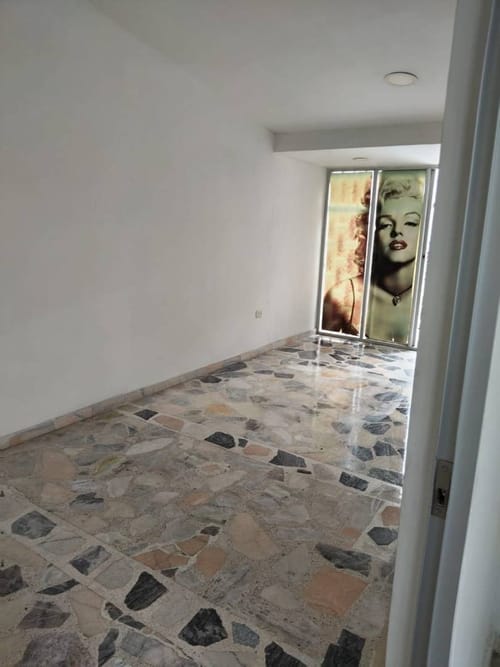 Casa de 5 alcobas en venta en Los Potros, Neiva, 204 m² · foto 19 de 24