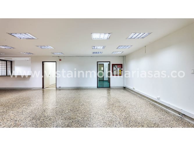 Local en arriendo en El Centro, Manizales, 200 m² · foto 3 de 9
