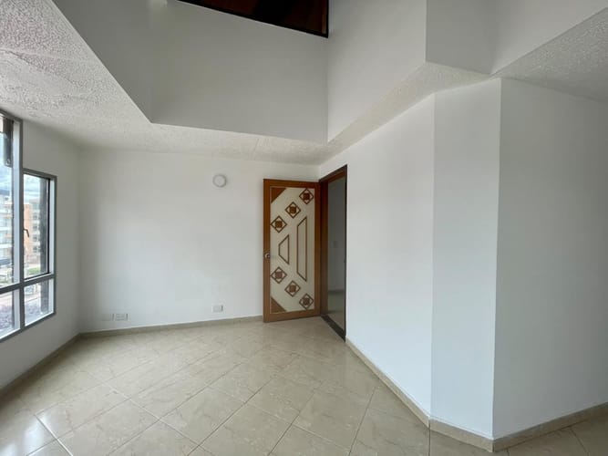 Apartamento de 4 alcobas en venta en Algarra Ii, Zipaquirá, 117 m² · foto 4 de 15