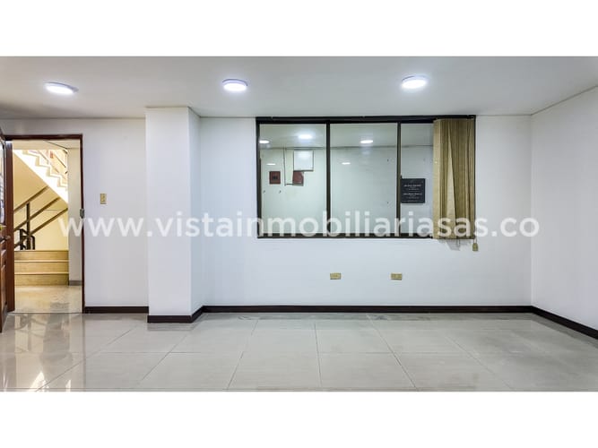 Oficina en venta en El Centro, Manizales, 27 m² · foto 3 de 5