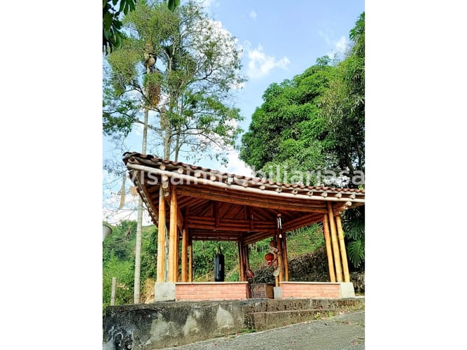 Finca en venta en La Argentina, Manizales, 250 m² · foto 10 de 16