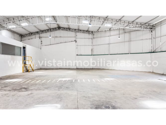 Bodega en arriendo en Malteria, Manizales, 324 m² · foto 3 de 15