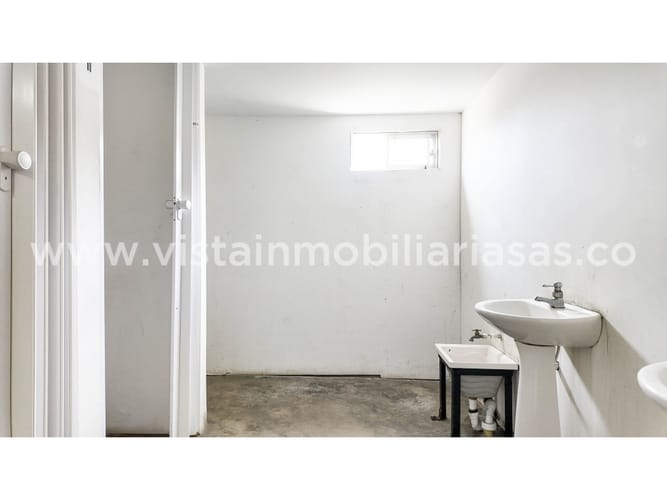 Bodega en arriendo en Malteria, Manizales, 324 m² · foto 13 de 15