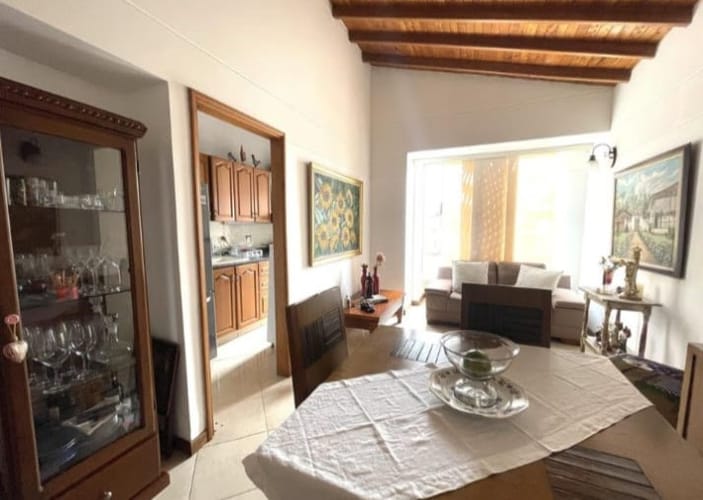 Apartamento de 2 alcobas en venta en Laureles, Medellín, 63 m² · foto 2 de 13