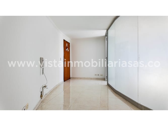 Oficina en arriendo en Palogrande, Manizales, 26 m² · foto 2 de 5