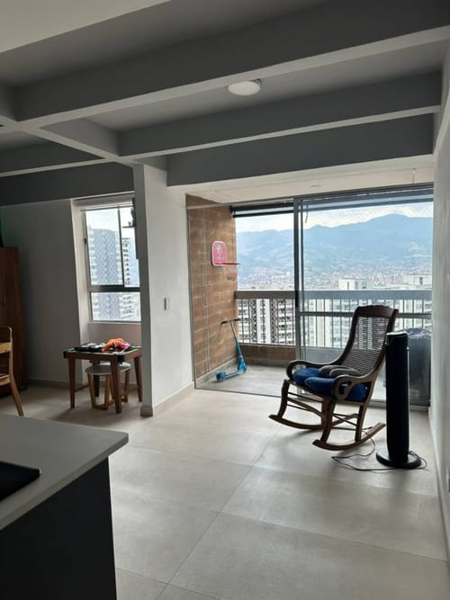 Apartamento de 2 alcobas en arriendo en Vía Las Palmas, Medellín, 60 m² · foto 3 de 22