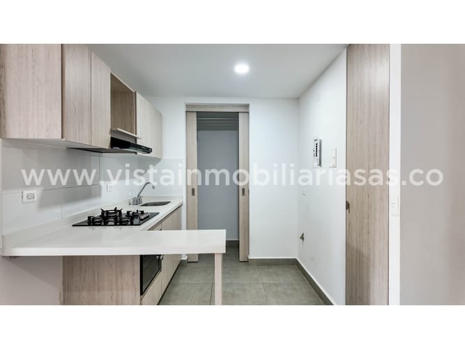Apartaestudio en venta en El Trebol, Manizales, 47 m² · foto 3 de 11