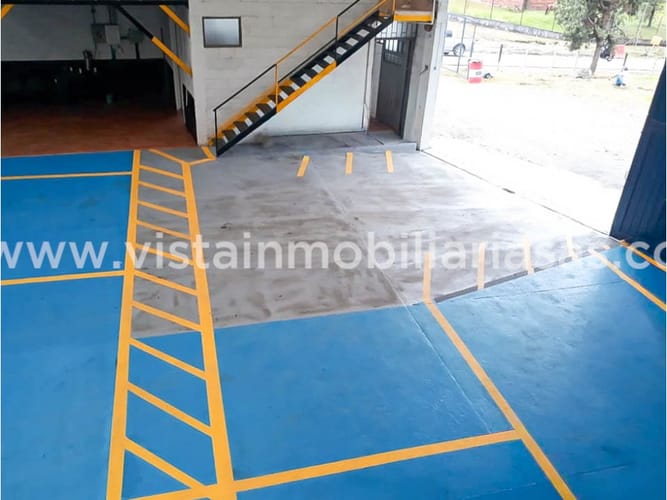 Bodega en arriendo en Malteria, Manizales, 700 m² · foto 4 de 5