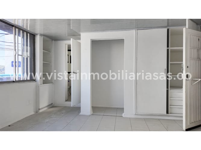 Oficina en arriendo en Avenida Santander, Manizales, 23 m² · foto 3 de 8