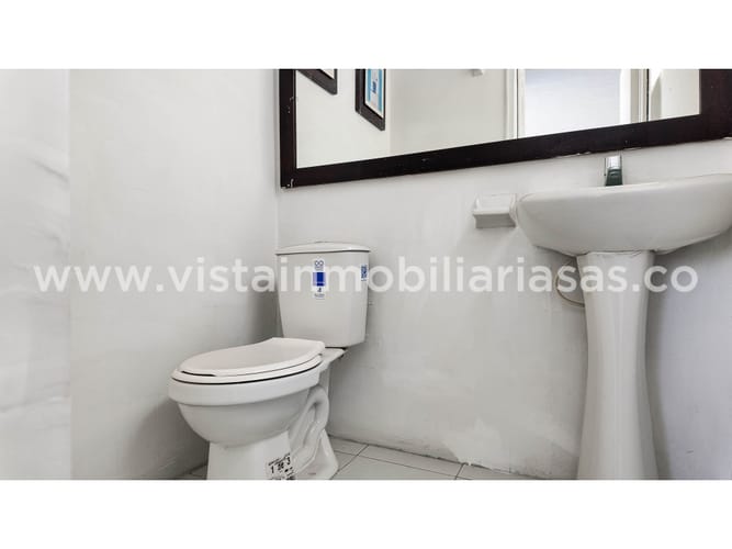 Oficina en arriendo en Avenida Santander, Manizales, 23 m² · foto 8 de 8