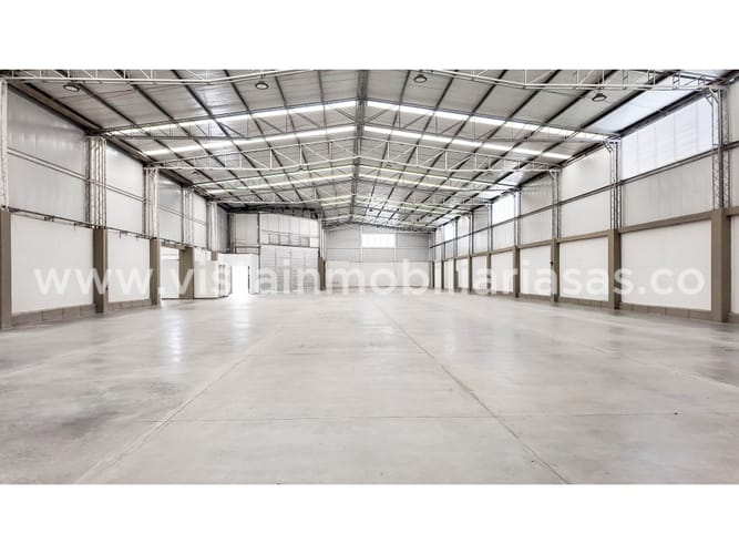Bodega en arriendo en Malteria, Manizales, 2820 m² · foto 10 de 24