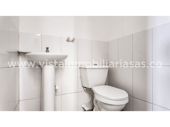 Bodega en arriendo en Malteria, Manizales, 2820 m² · foto 17 de 24