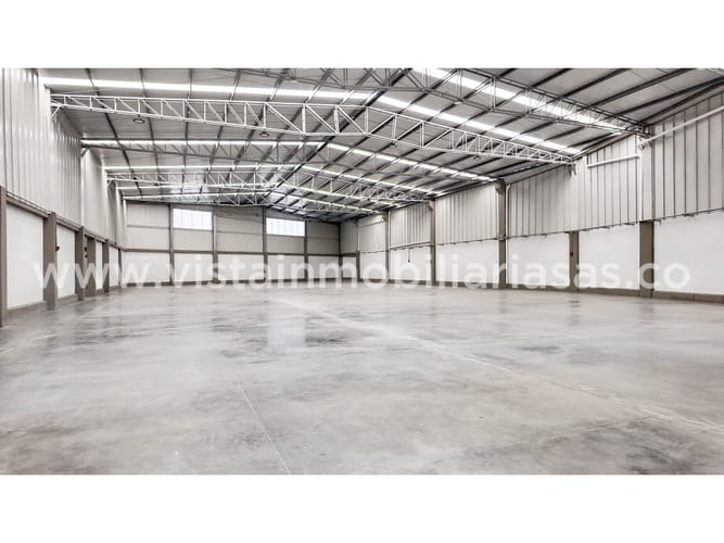Bodega en arriendo en Malteria, Manizales, 2820 m² · foto 19 de 24