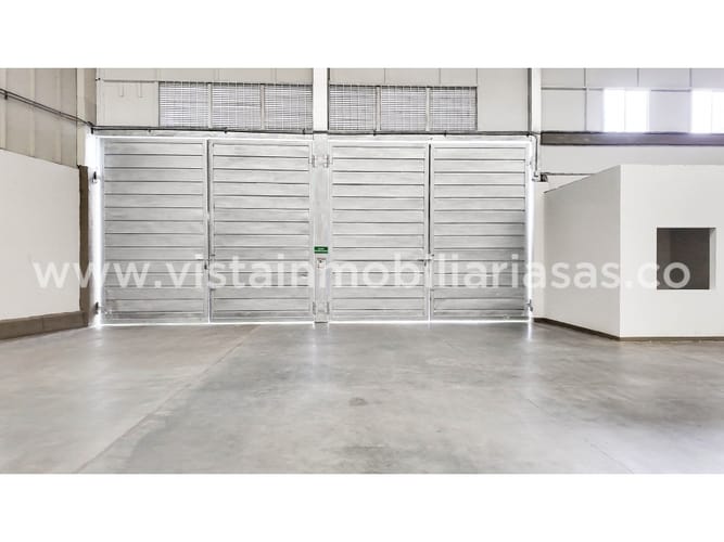 Bodega en arriendo en Malteria, Manizales, 2820 m² · foto 21 de 24