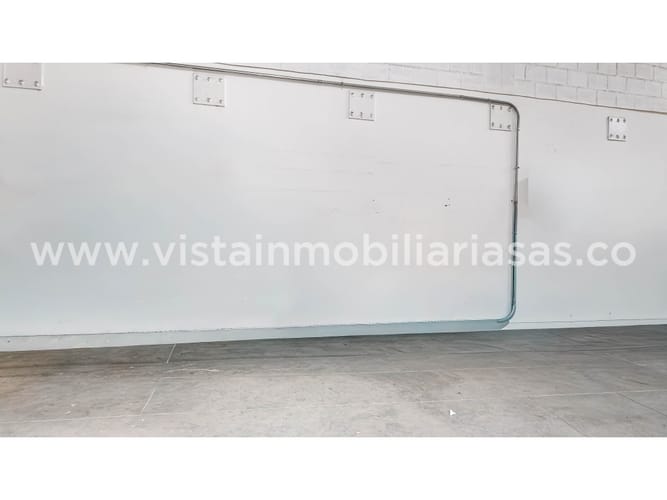 Bodega en arriendo en Malteria, Manizales, 62 m² · foto 2 de 5