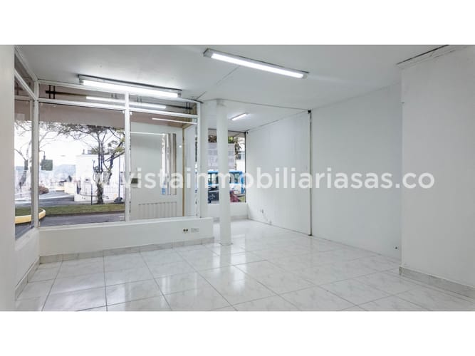 Local en arriendo en Avenida Santander, Manizales, 20 m² · foto 2 de 3
