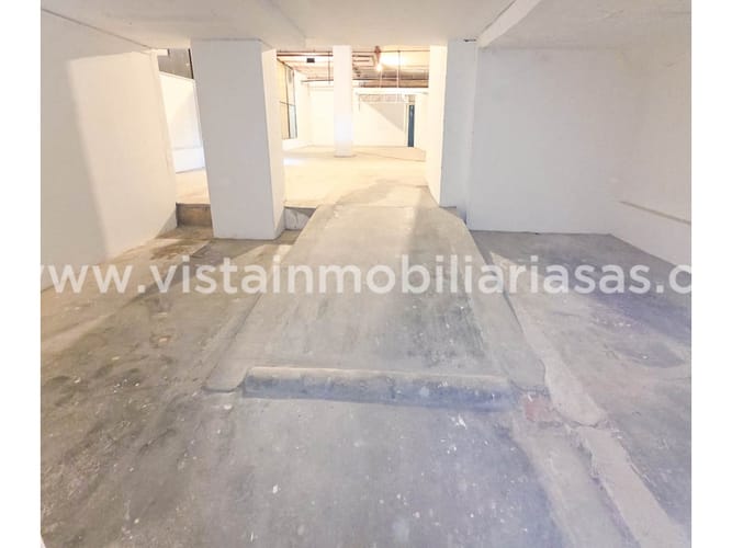 Local en arriendo en El Centro, Manizales, 599 m² · foto 5 de 9
