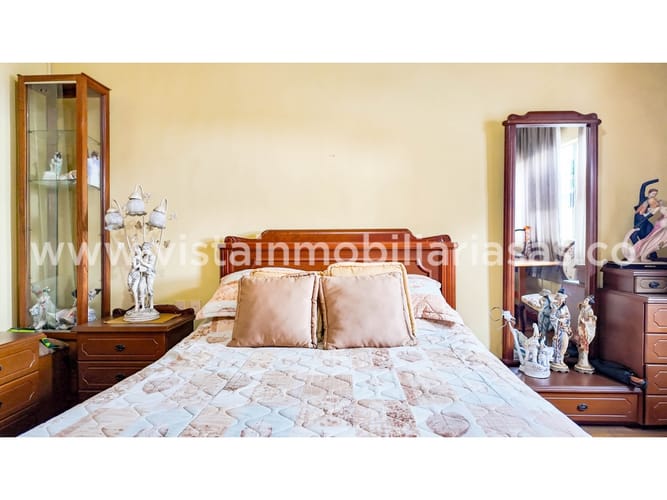 Casa de 5 alcobas en venta en Cable, Manizales, 217 m² · foto 10 de 24