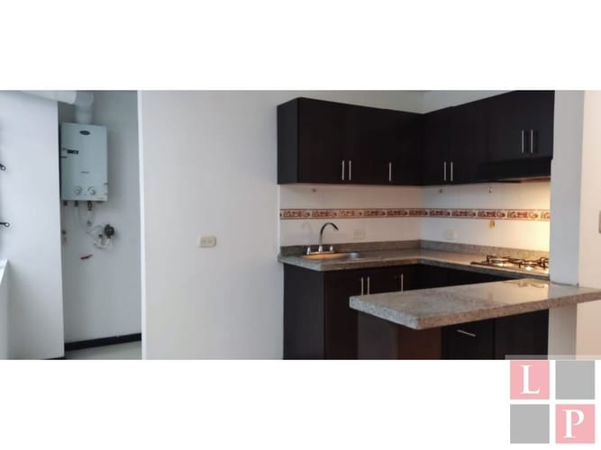 Apartamento de 2 alcobas en arriendo en Alta Suiza, Manizales, 50 m² · foto 3 de 22