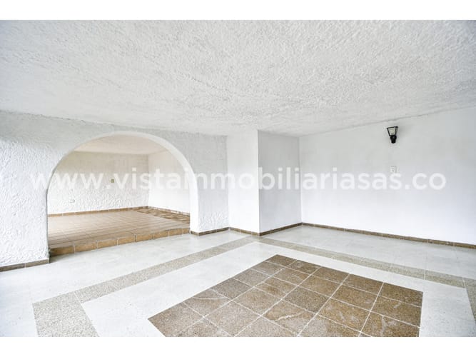 Apartaestudio en venta en La Francia, Manizales, 168 m² · foto 4 de 13