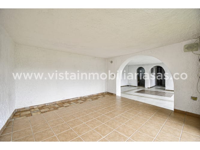 Apartaestudio en venta en La Francia, Manizales, 168 m² · foto 7 de 13