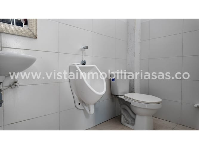 Bodega en arriendo en El Campin, Manizales, 333 m² · foto 6 de 7