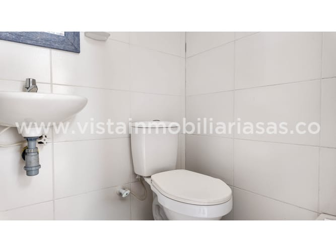 Bodega en arriendo en El Campin, Manizales, 333 m² · foto 7 de 7