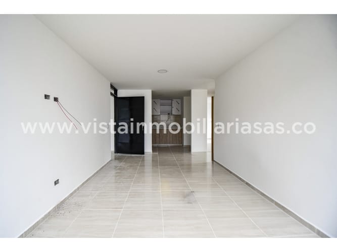 Apartamento de 3 alcobas en venta en La Aldea, Manizales, 80 m² · foto 2 de 14