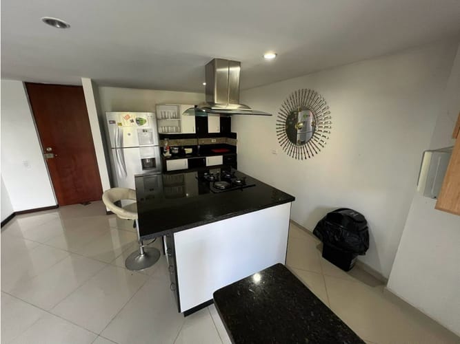 Apartaestudio en arriendo en San Diego, Medellín, 68 m² · foto 8 de 21