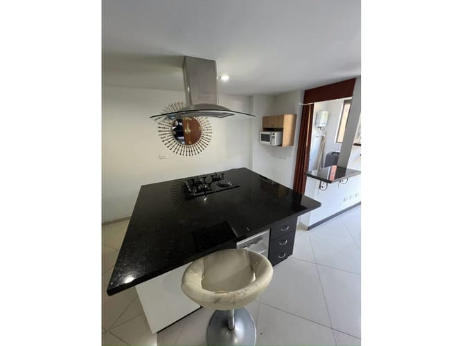 Apartaestudio en arriendo en San Diego, Medellín, 68 m² · foto 9 de 21
