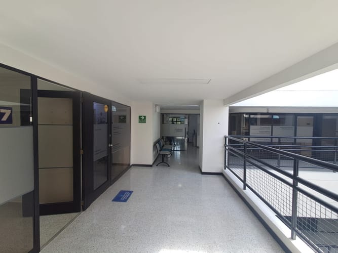 Consultorio en arriendo en Patio Bonito, Medellín, 38 m² · foto 3 de 19