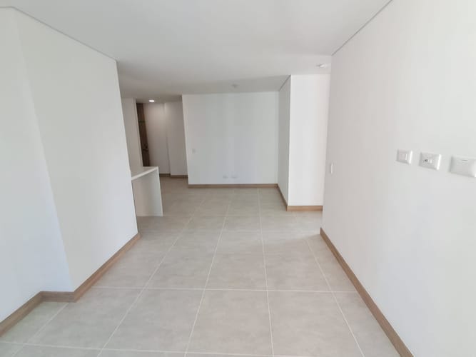 Apartamento de 2 alcobas en arriendo en Ciudad Del Río, Medellín, 72 m² · foto 6 de 14