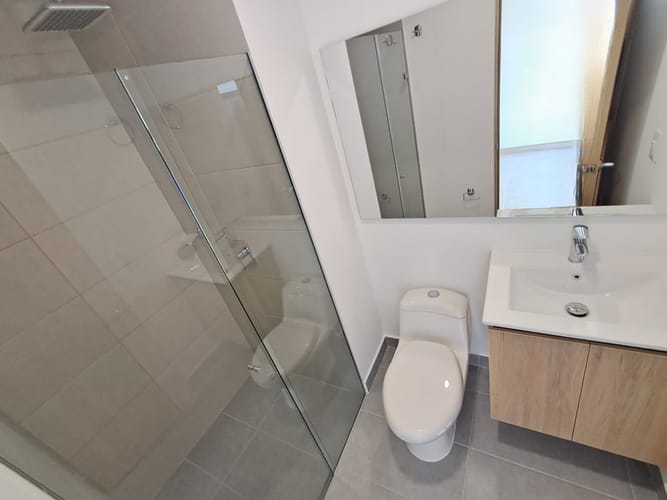 Apartamento de 2 alcobas en arriendo en Ciudad Del Río, Medellín, 72 m² · foto 10 de 14