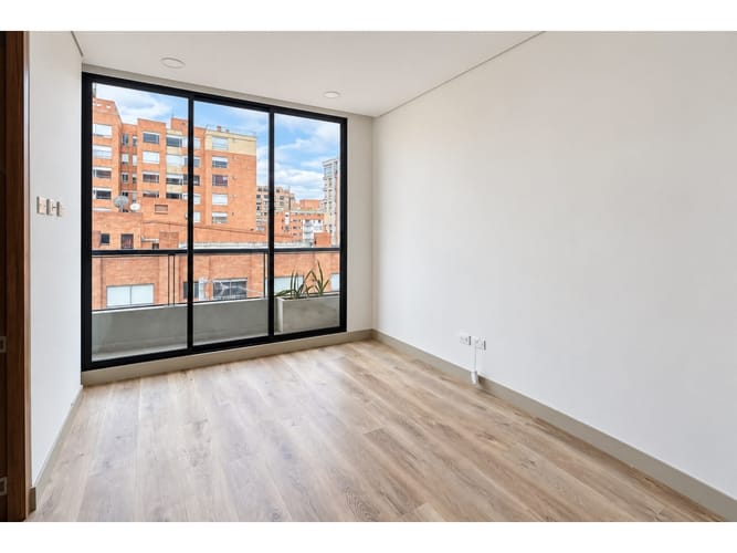 Apartamento de 1 alcoba en venta en Chico Norte, Bogotá, 41 m² · foto 2 de 22