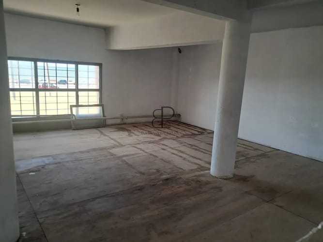 Alquiler Local Ciudad Vieja frente a la Rambla 70m2 · Foto 6