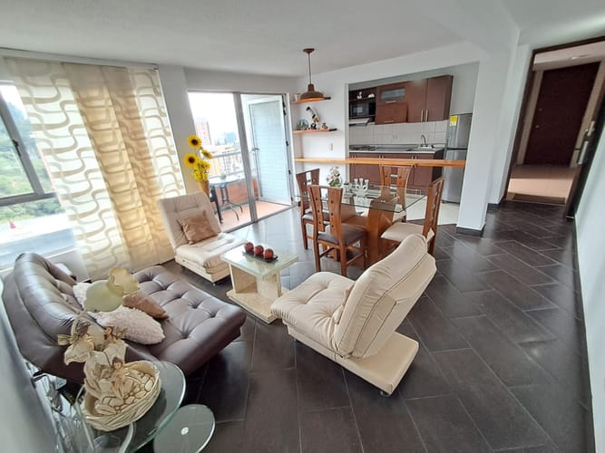 Apartamento de 3 alcobas en arriendo en Las Palmas, Medellín, 75 m² · foto 4 de 18