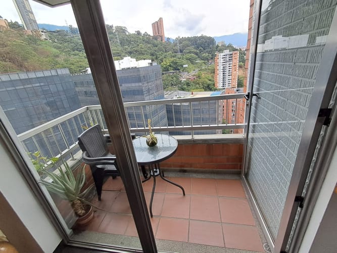Apartamento de 3 alcobas en arriendo en Las Palmas, Medellín, 75 m² · foto 7 de 18
