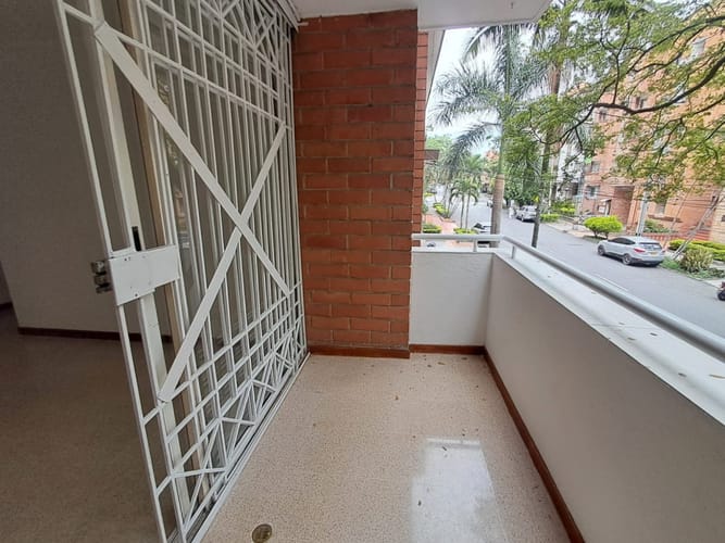 Apartamento de 2 alcobas en arriendo en Las Acacias, Medellín, 70 m² · foto 4 de 19