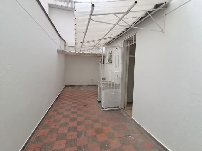 Apartamento de 2 alcobas en arriendo en Las Acacias, Medellín, 70 m² · foto 11 de 19