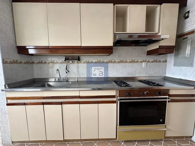 Apartamento de 3 alcobas en venta en Sotomayor, Bucaramanga, 108 m² · foto 10 de 15