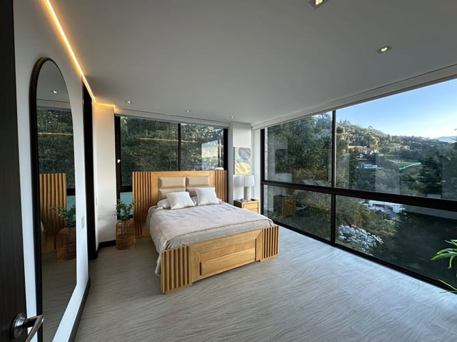 Casa de 5 alcobas en venta en Las Palmas, Envigado, 428 m² · foto 12 de 19