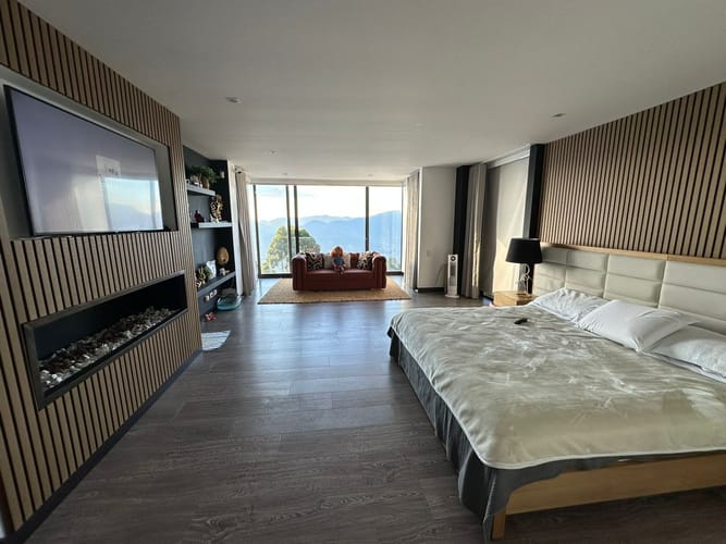 Casa de 5 alcobas en venta en Las Palmas, Envigado, 428 m² · foto 13 de 19