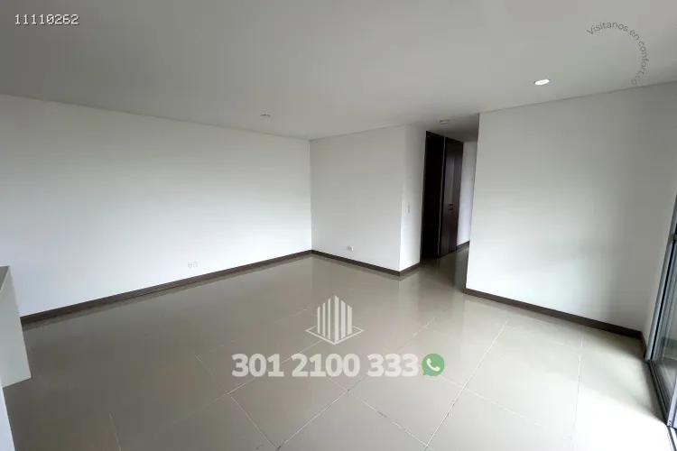 Apartamento de 3 alcobas en arriendo en Loma Del Esmeraldal, Envigado, 90 m² · foto 4 de 24