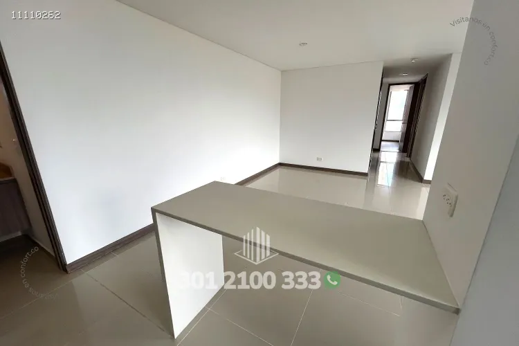 Apartamento de 3 alcobas en arriendo en Loma Del Esmeraldal, Envigado, 90 m² · foto 13 de 24