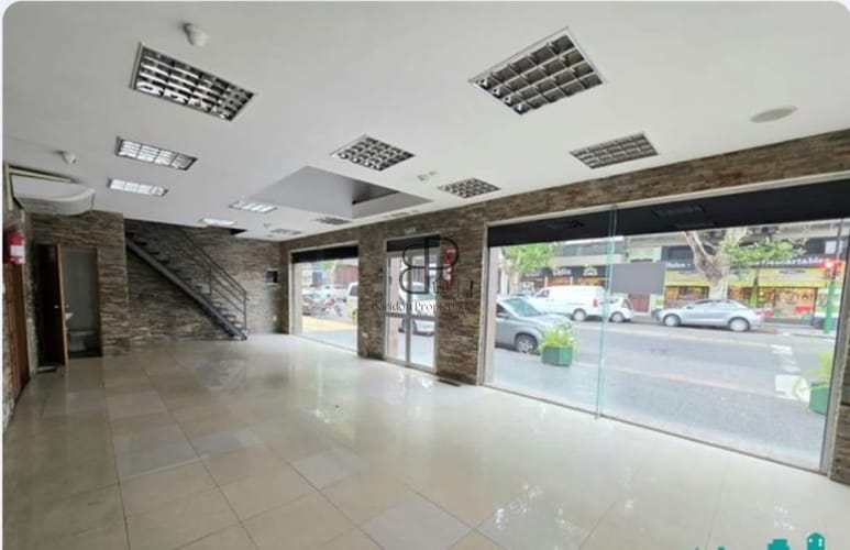 Alquiler Local Comercial 212m2 Goes · Foto 1