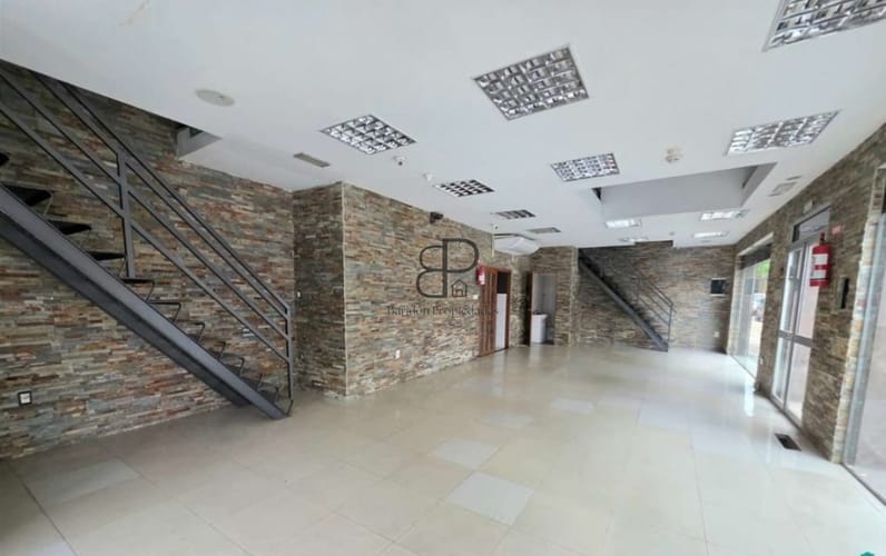 Alquiler Local Comercial 212m2 Goes · Foto 3