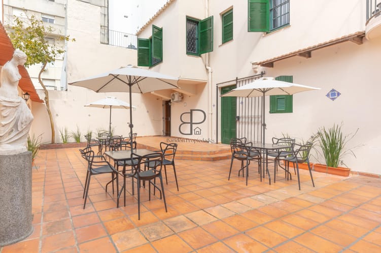 Alquiler Hermosa Oficina Pocitos Punta Carretas con Patio · Foto 5
