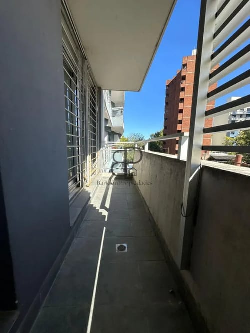 Alquiler Apartamento 2 Dormitorio Cordon con balcon · Foto 2