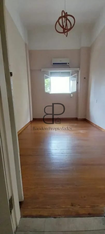 Alquiler Apartamento 2 Dormitorios Centro con balcon · Foto 6