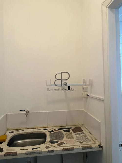 Alquiler y Venta Oficina o Consultorio 40m2 Centro · Foto 7